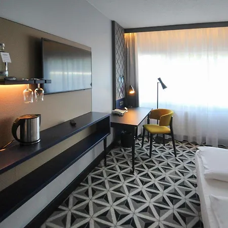 Mercure Am Muenster 3*